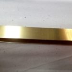 Perfil cavalão dourado para vidros 10mm da  fachada lojas Kopenhagen